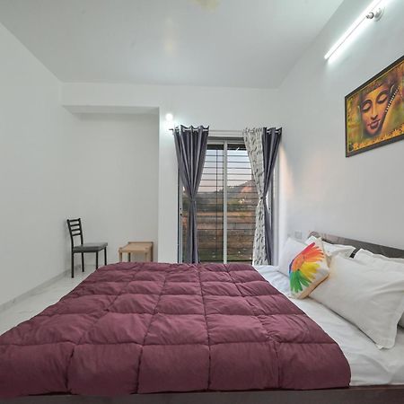 Empyrean Stay Ll 2Bhk Ll Ac Ll Jannat Villa Ll Private Swimming Pool 罗纳瓦拉 外观 照片